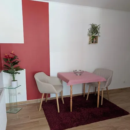 Apartment Zum Reiterhof, 2 *