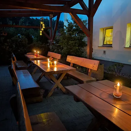Zum Reiterhof, 2 * Schmogrow